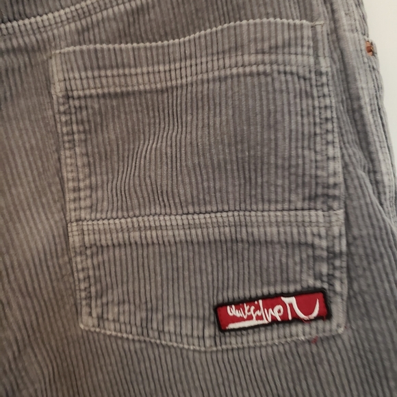 Vintage Quicksilver Corduroy Shorts Size 32 - Picture 5 of 11